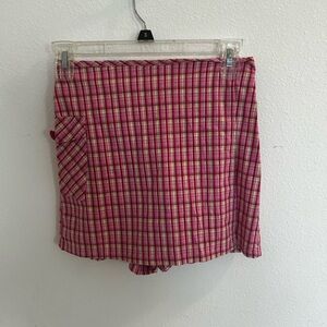 ❤️5 for $20❤️Amy Byer Girls Pink Plaid Skort

Size L 12-14
